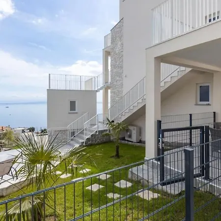 Apartment 2b Breza