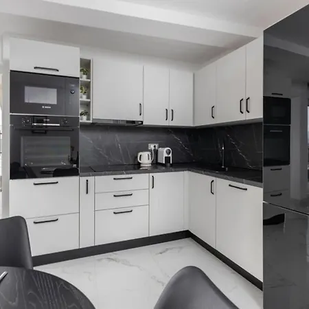 Apartment 2b Breza