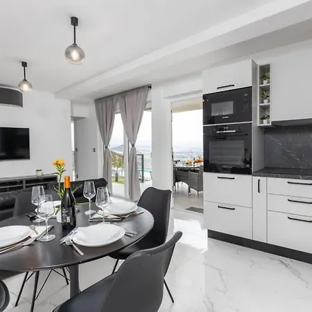 2b Apartment Breza