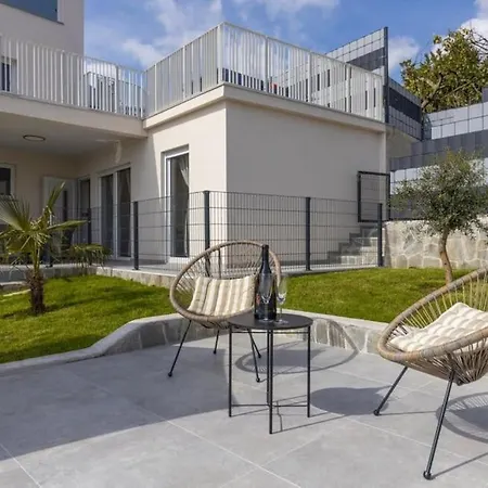 Apartment 2b Breza